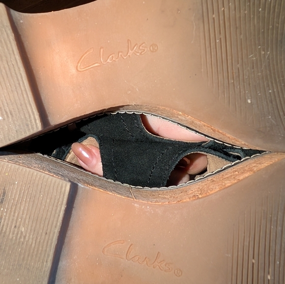 Clark's Giselle Cove Women's Black Suede Wedge Sandals - Picture 10 of 11